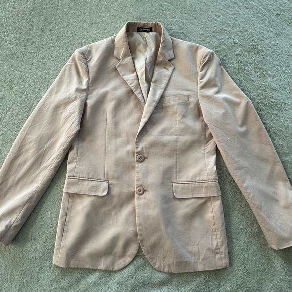 Pink suit - Picture 2 of 4